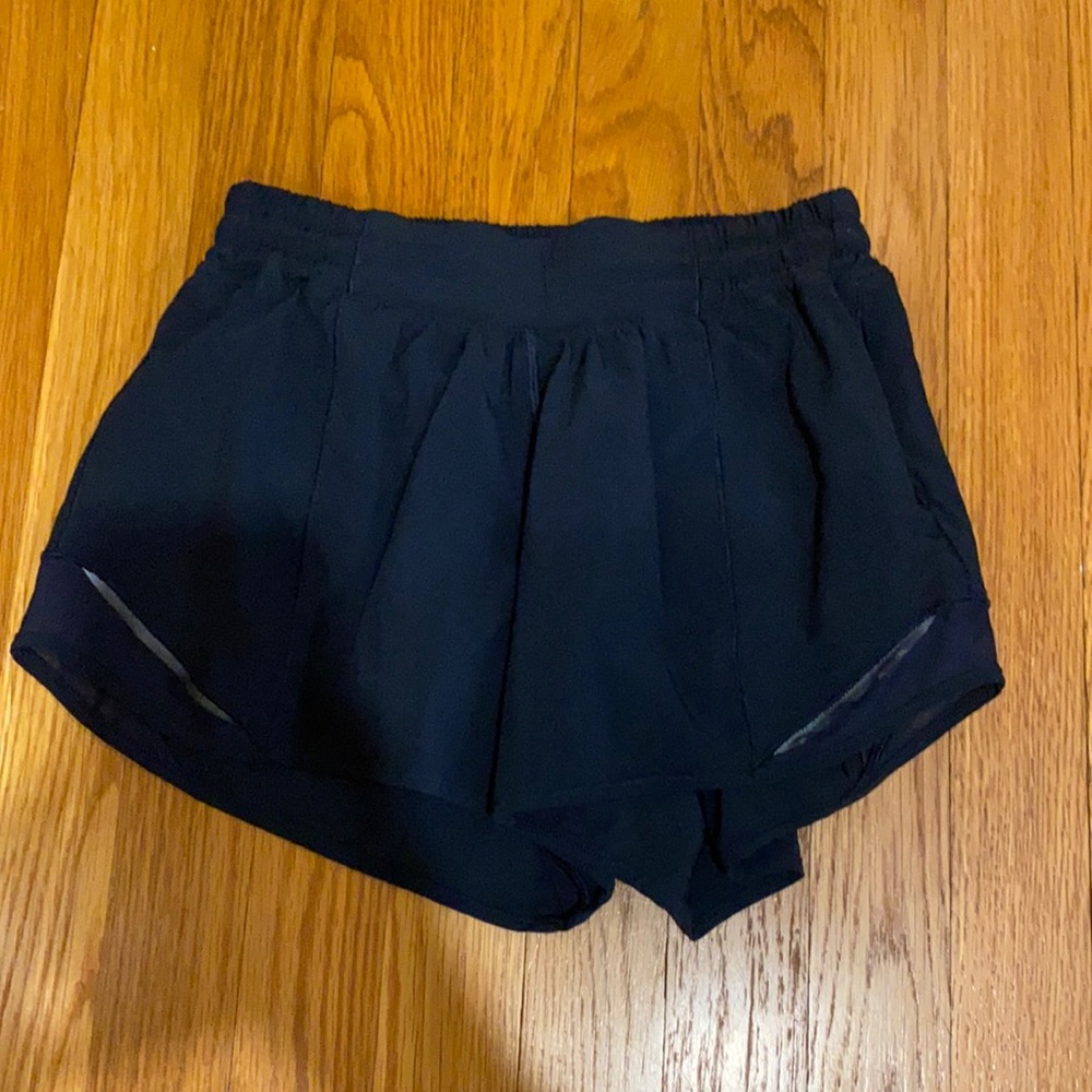 Lululemon HOTTY HOT HIGH-RISE LINED SHORT 4"